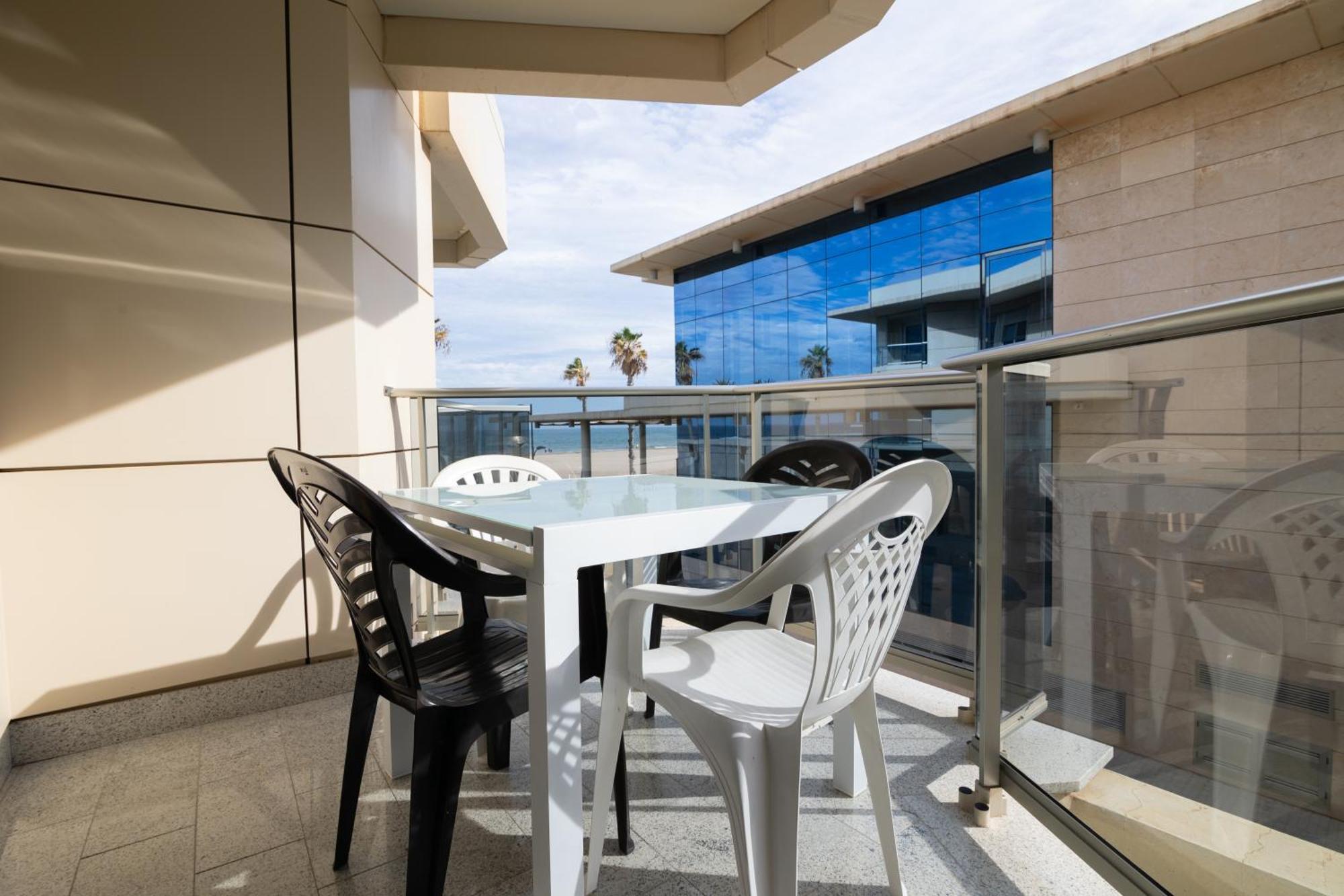 Fivestepstosea - Beach Apartment Valencie Exteriér fotografie